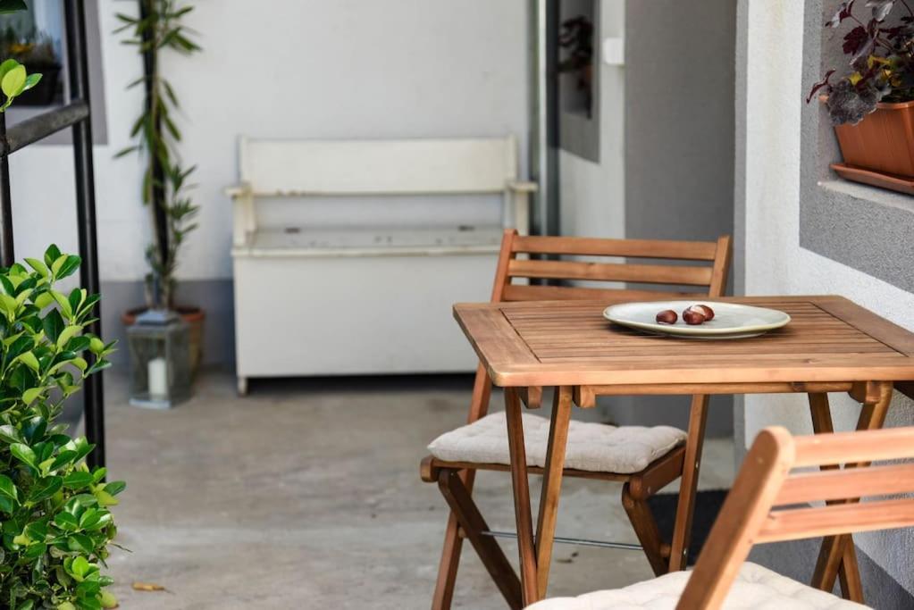 Parokia Apartman Es Coworking A Balaton Mellett Kaptalantoti Экстерьер фото